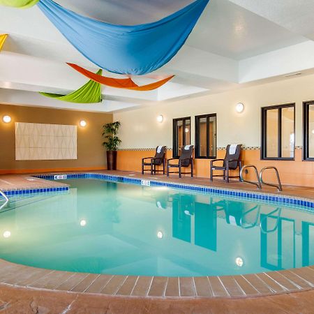 Comfort Inn & Suites Brighton Denver Ne Medical Center Εξωτερικό φωτογραφία