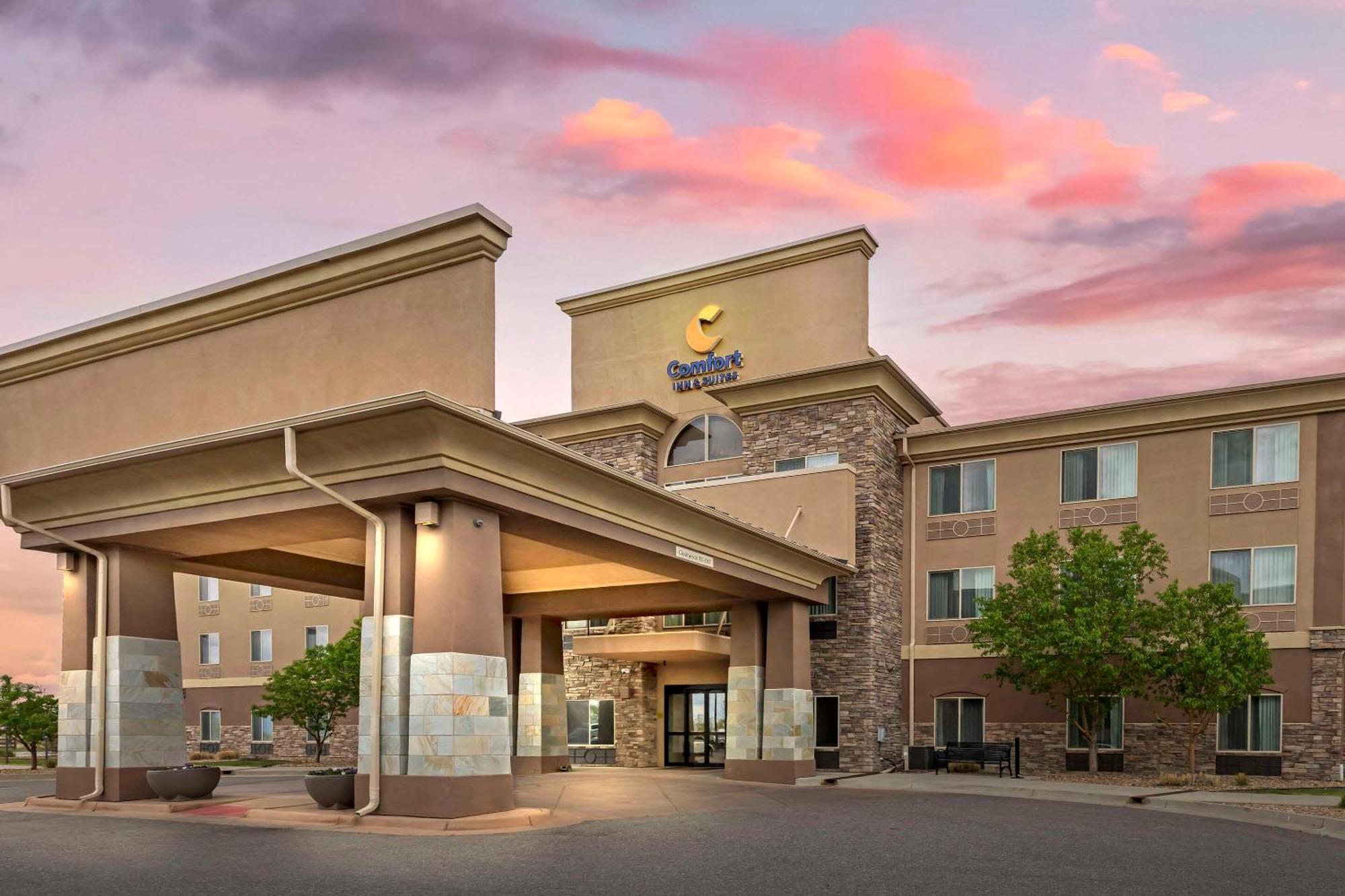 Comfort Inn & Suites Brighton Denver Ne Medical Center Εξωτερικό φωτογραφία