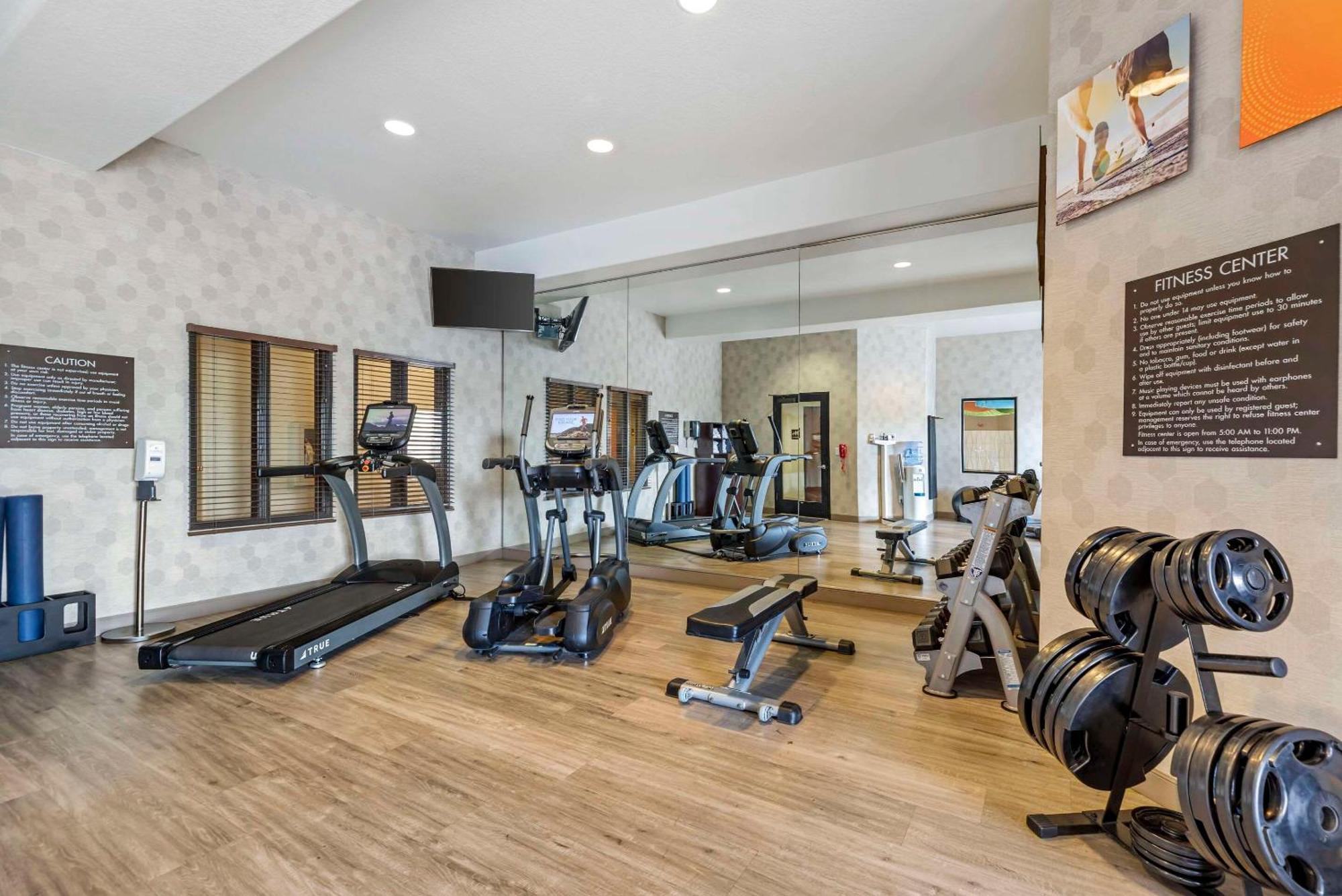 Comfort Inn & Suites Brighton Denver Ne Medical Center Εξωτερικό φωτογραφία