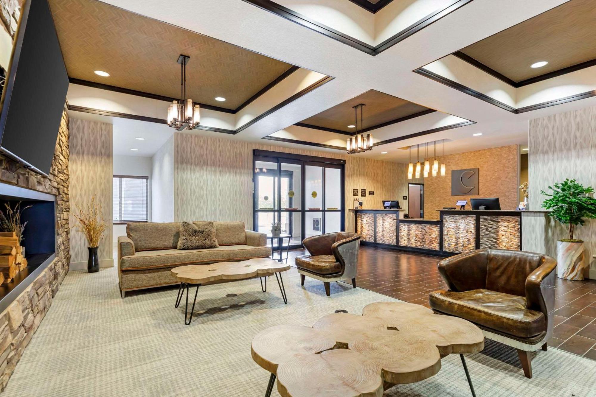 Comfort Inn & Suites Brighton Denver Ne Medical Center Εξωτερικό φωτογραφία